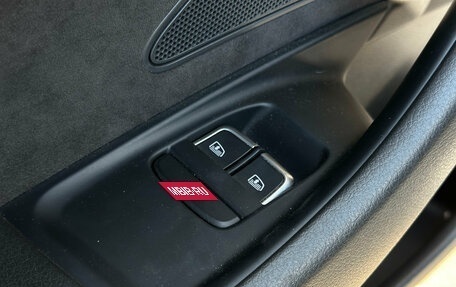 Audi A8, 2013 год, 1 890 000 рублей, 18 фотография