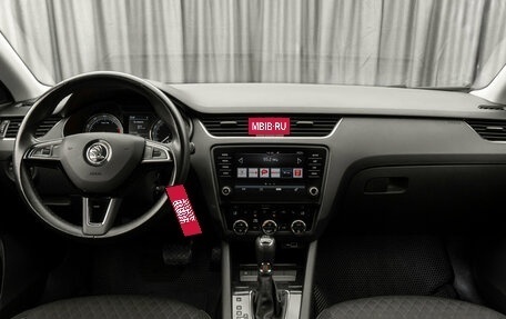 Skoda Octavia, 2018 год, 1 920 000 рублей, 8 фотография