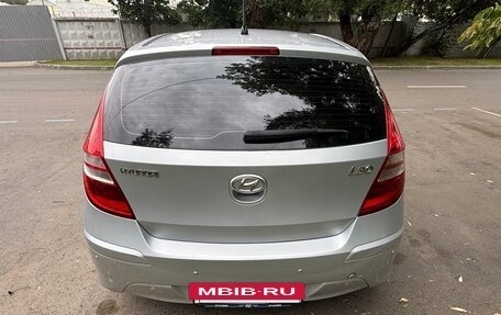 Hyundai i30 I, 2011 год, 850 000 рублей, 11 фотография