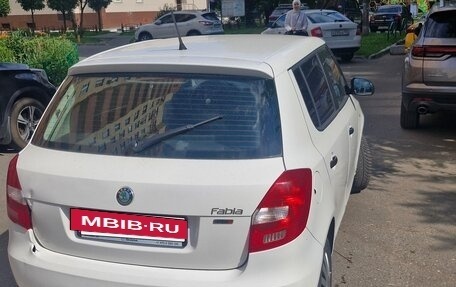 Skoda Fabia II, 2011 год, 310 000 рублей, 3 фотография