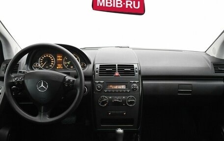 Mercedes-Benz A-Класс, 2011 год, 875 000 рублей, 5 фотография