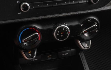KIA Rio IV, 2022 год, 1 639 000 рублей, 14 фотография
