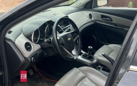 Chevrolet Cruze II, 2012 год, 590 000 рублей, 6 фотография