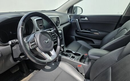 KIA Sportage IV рестайлинг, 2019 год, 2 400 000 рублей, 9 фотография