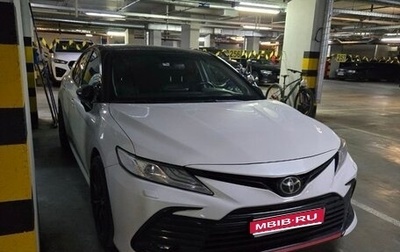 Toyota Camry, 2021 год, 3 550 000 рублей, 1 фотография