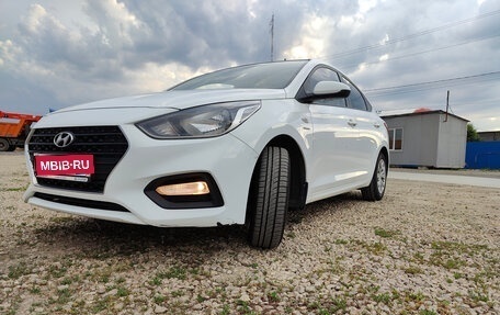 Hyundai Solaris II рестайлинг, 2019 год, 1 550 000 рублей, 1 фотография
