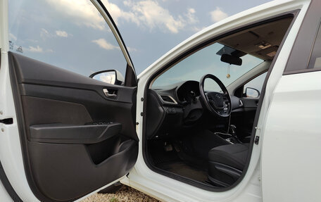 Hyundai Solaris II рестайлинг, 2019 год, 1 550 000 рублей, 9 фотография
