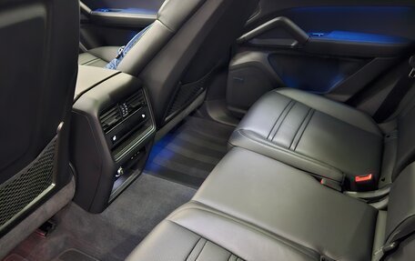 Porsche Cayenne III, 2024 год, 14 500 000 рублей, 16 фотография