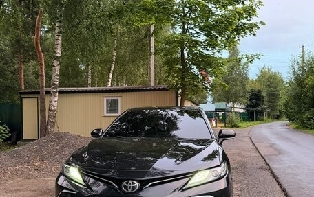 Toyota Camry, 2022 год, 3 099 000 рублей, 3 фотография