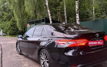 Toyota Camry, 2022 год, 3 099 000 рублей, 6 фотография