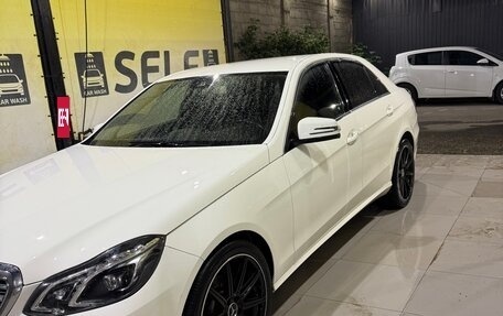 Mercedes-Benz E-Класс, 2015 год, 1 590 000 рублей, 3 фотография