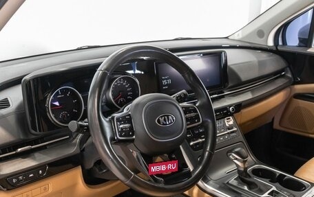 KIA Carnival, 2020 год, 3 700 000 рублей, 5 фотография
