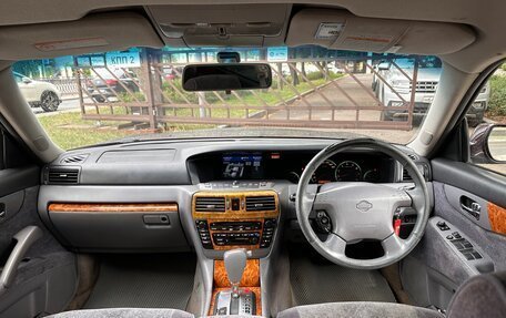 Nissan Gloria XI, 2000 год, 299 000 рублей, 7 фотография