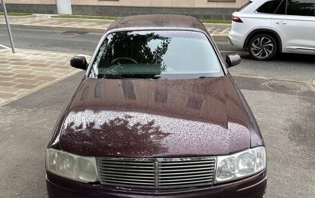 Nissan Gloria XI, 2000 год, 299 000 рублей, 2 фотография