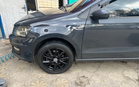 Volkswagen Polo VI (EU Market), 2018 год, 550 000 рублей, 21 фотография