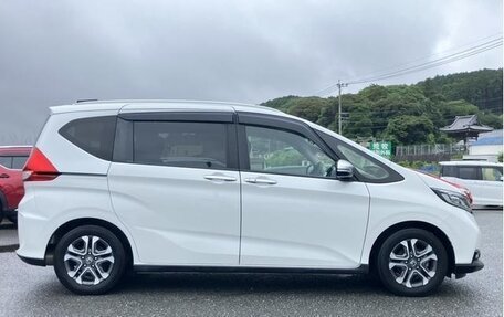 Honda Freed II, 2023 год, 1 340 000 рублей, 6 фотография