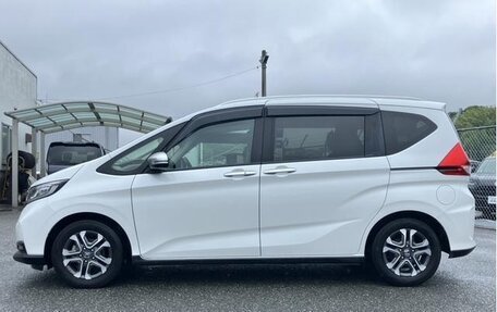 Honda Freed II, 2023 год, 1 340 000 рублей, 2 фотография