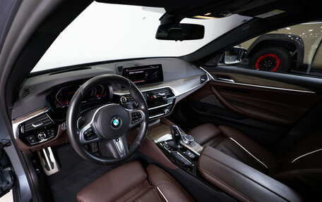 BMW 5 серия, 2020 год, 4 490 000 рублей, 11 фотография