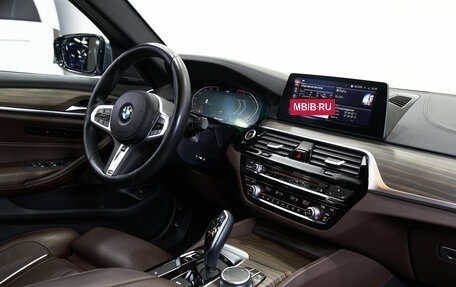 BMW 5 серия, 2020 год, 4 490 000 рублей, 15 фотография