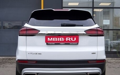 Geely Atlas, 2024 год, 2 100 000 рублей, 6 фотография