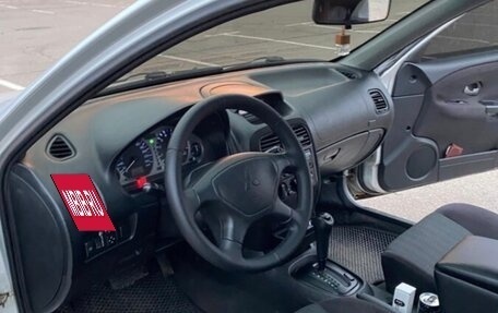 Mitsubishi Carisma I, 2003 год, 220 000 рублей, 7 фотография