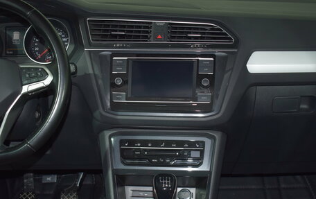 Volkswagen Tiguan II, 2020 год, 2 097 000 рублей, 17 фотография