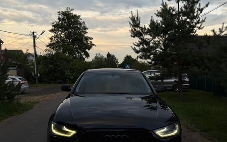 Audi A4, 2012 год, 1 300 000 рублей, 2 фотография