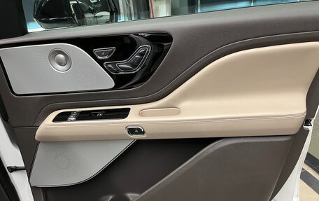 Lincoln Aviator II, 2021 год, 6 500 000 рублей, 24 фотография