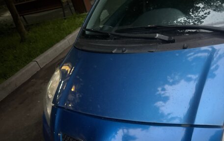 Toyota Yaris III рестайлинг, 2007 год, 750 000 рублей, 4 фотография