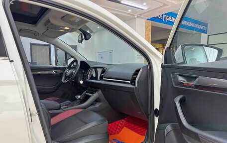 Skoda Karoq I, 2022 год, 2 000 000 рублей, 22 фотография