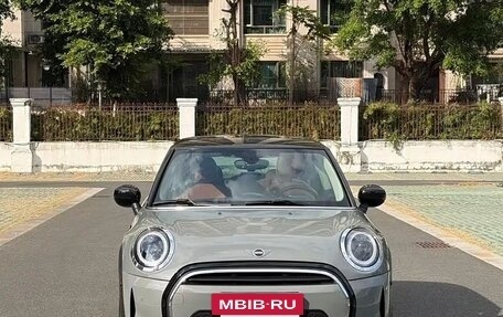 MINI Hatch, 2022 год, 1 630 005 рублей, 2 фотография