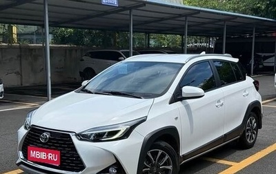 Toyota Yaris XP150 рестайлинг, 2022 год, 1 100 000 рублей, 1 фотография