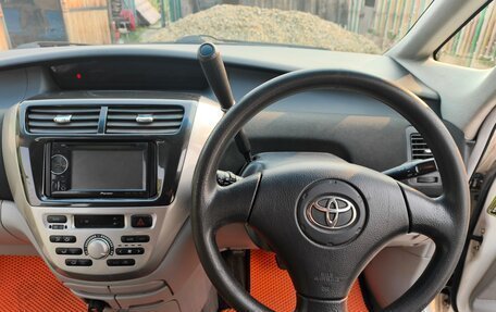 Toyota Opa I рестайлинг, 2003 год, 625 000 рублей, 21 фотография
