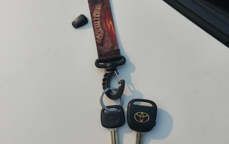 Toyota Opa I рестайлинг, 2003 год, 625 000 рублей, 27 фотография