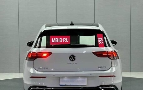 Volkswagen Golf VIII, 2022 год, 1 995 000 рублей, 19 фотография