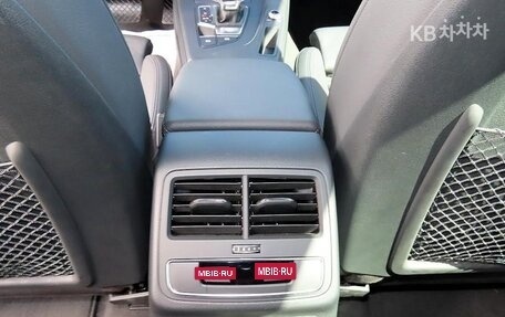 Audi A4, 2020 год, 2 300 000 рублей, 17 фотография