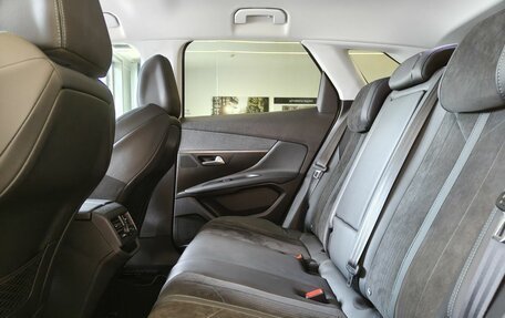 Peugeot 3008 II, 2019 год, 1 800 000 рублей, 12 фотография