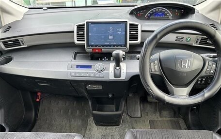 Honda Freed I, 2016 год, 879 000 рублей, 8 фотография
