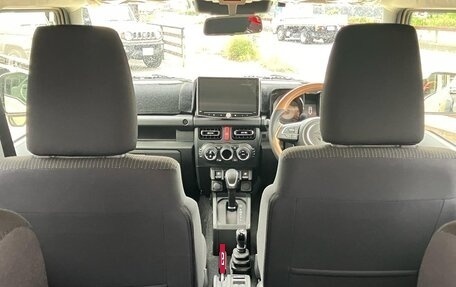 Suzuki Jimny, 2025 год, 2 018 000 рублей, 21 фотография