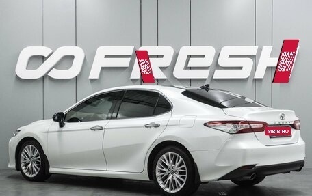 Toyota Camry, 2020 год, 2 649 000 рублей, 2 фотография