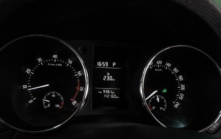 Skoda Yeti I рестайлинг, 2015 год, 1 344 000 рублей, 15 фотография