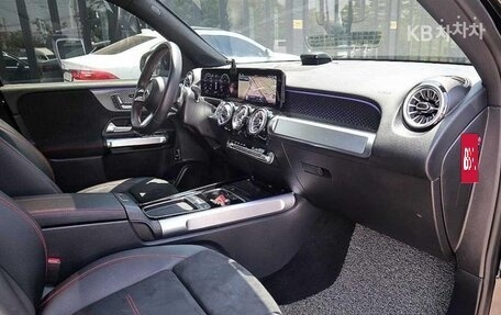 Mercedes-Benz GLB, 2024 год, 3 450 000 рублей, 13 фотография