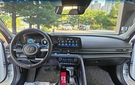 Hyundai Avante, 2023 год, 1 593 000 рублей, 11 фотография