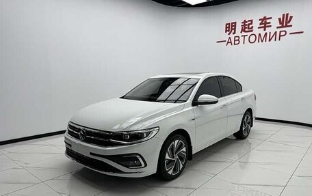 Volkswagen Bora, 2023 год, 1 290 000 рублей, 1 фотография