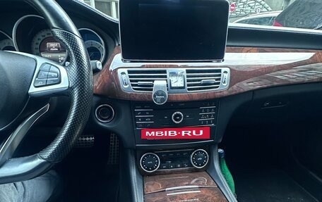 Mercedes-Benz CLS, 2016 год, 2 900 000 рублей, 14 фотография