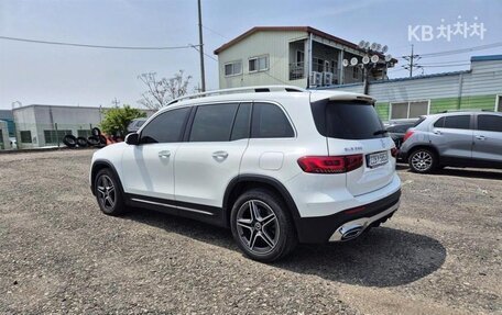 Mercedes-Benz GLB, 2024 год, 3 100 000 рублей, 6 фотография