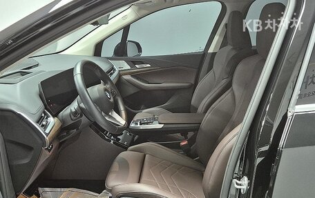 BMW 2 серия, 2025 год, 4 100 000 рублей, 10 фотография