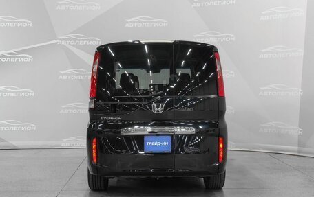 Honda Stepwgn IV, 2019 год, 1 830 000 рублей, 4 фотография