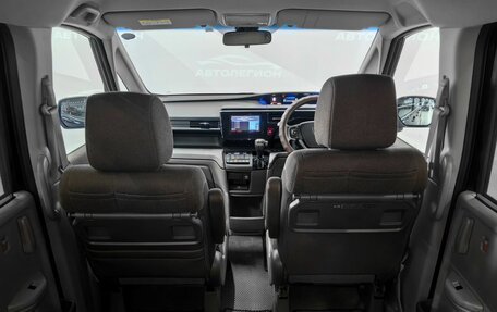 Honda Stepwgn IV, 2019 год, 1 830 000 рублей, 16 фотография