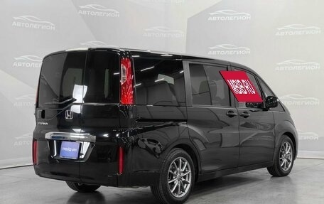 Honda Stepwgn IV, 2019 год, 1 830 000 рублей, 5 фотография